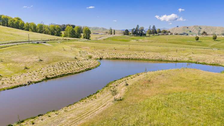 Lot 1-11 & 13-17, 566 Pourerere Road Waipawa_17