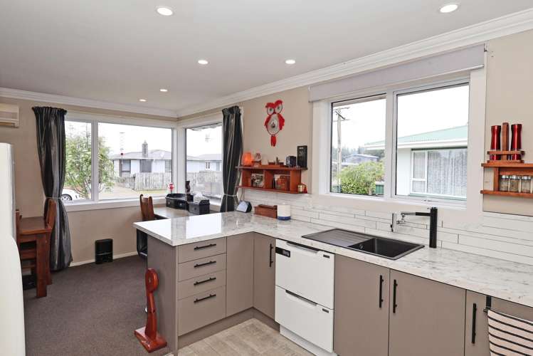 9 Waiau Crescent Kingswell_7