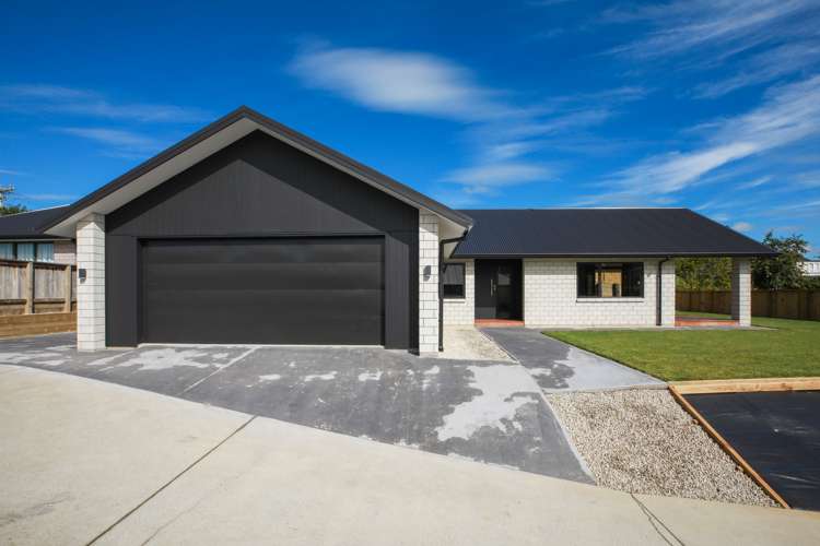 2/12 Whitmore Street Kihikihi_21