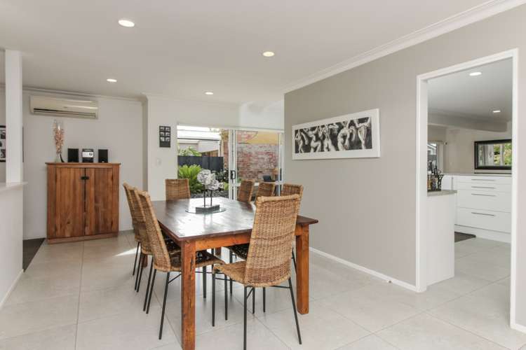 48a Marine Parade Mellons Bay_6