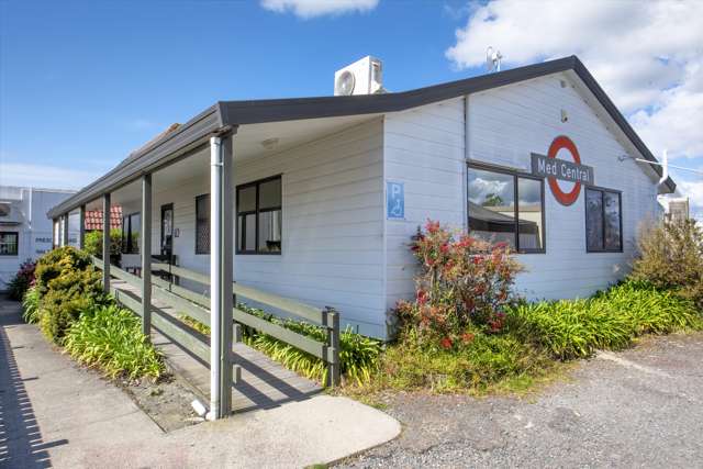 52-54 King Street Whakatane_1