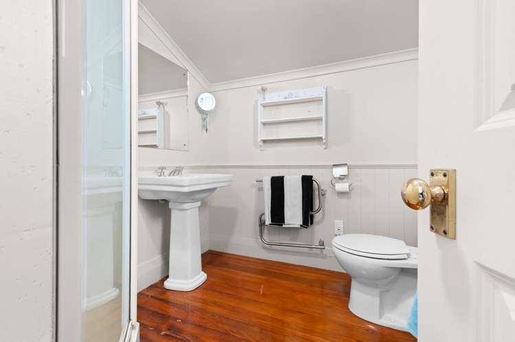 510 Whatawhata Road Temple View_26