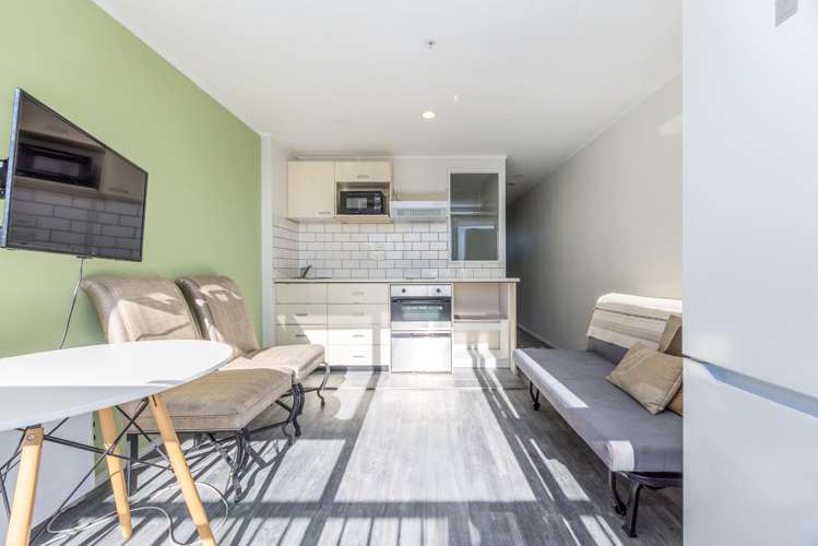 1419/72 Nelson Street_2