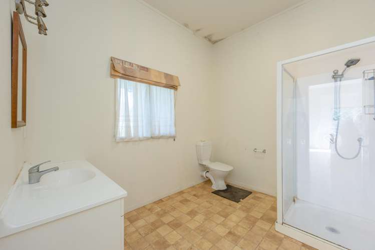 110 Whakapirau Road Maungaturoto_10