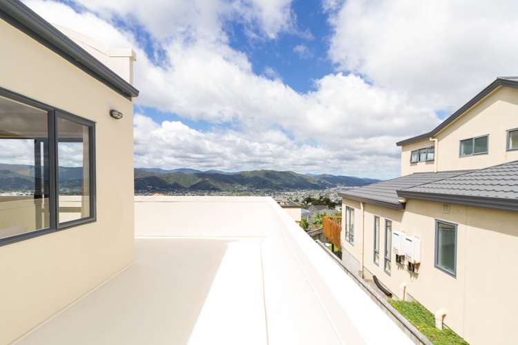 115 Redvers Drive Belmont_16