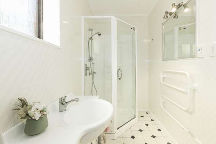 10 Kakariki Grove Waikanae_20