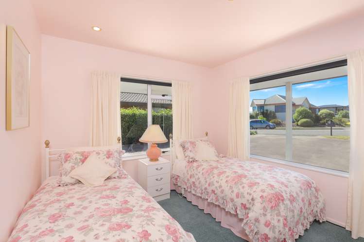 336 Princes Drive Britannia Heights_17