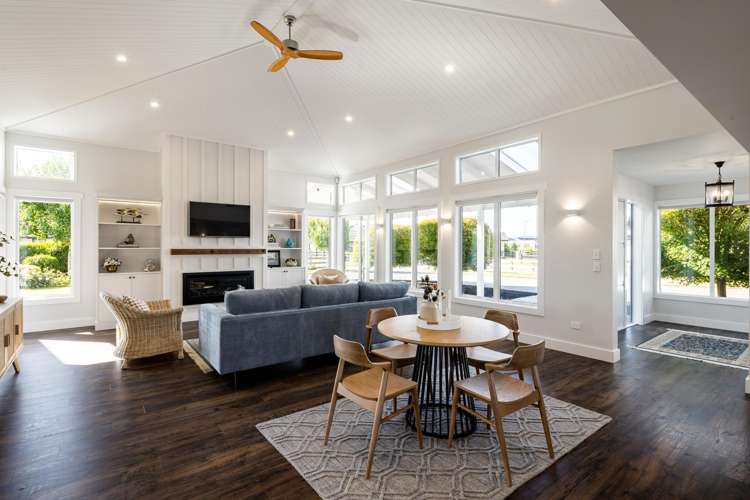 45 Alan Livingston Drive Cambridge_20