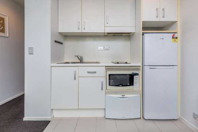 36 Eden Crescent 10015_1