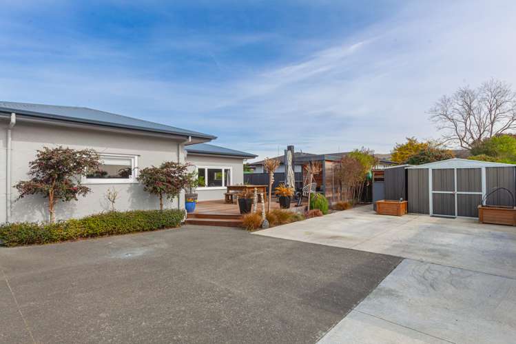 23 Howard Road Taradale_22