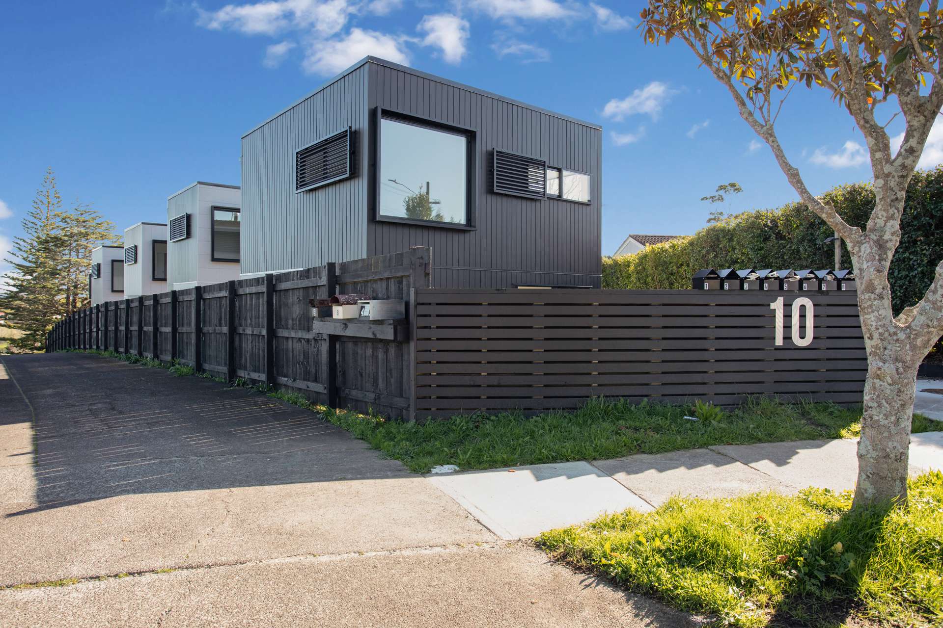 9/10 Hutchinsons Road Bucklands Beach_0