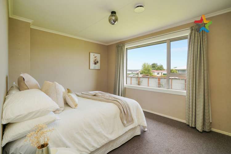 11 Edinburgh Crescent Waikiwi_13