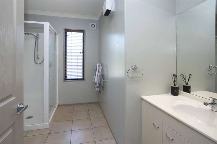 6 Primrose Hill Lane Casebrook_12