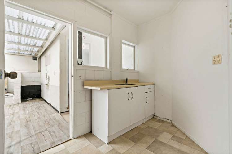 49 Hawkins Street Meadowbank_35