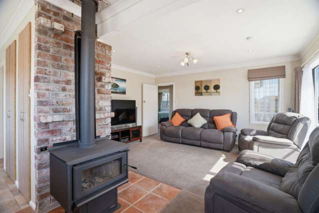 37 Dunstan Crescent Hornby_1