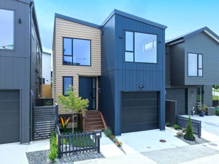 102a Te Oneroa Way_0