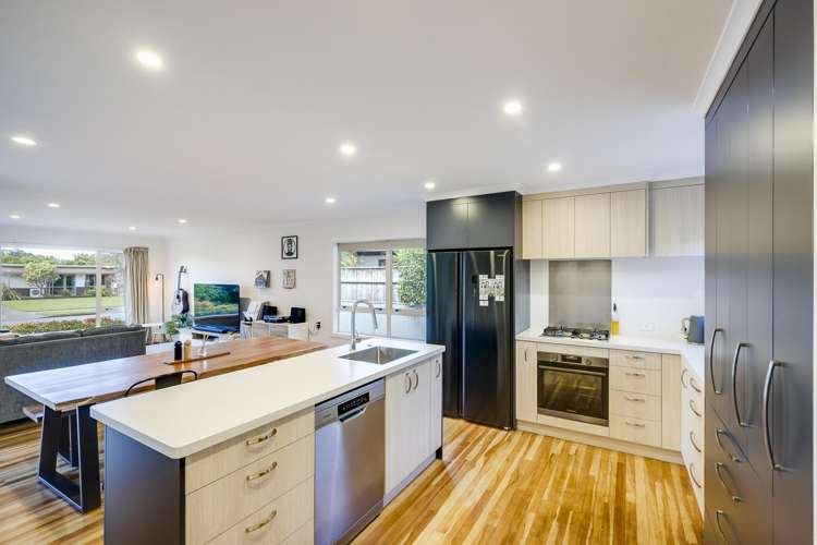 14 Veronica Avenue Marewa_7