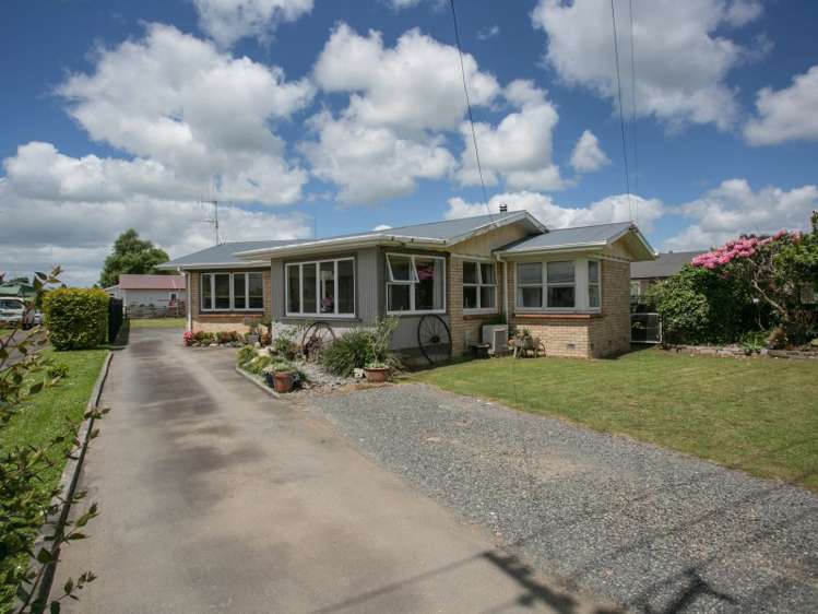 30 Burns Street Leamington_23