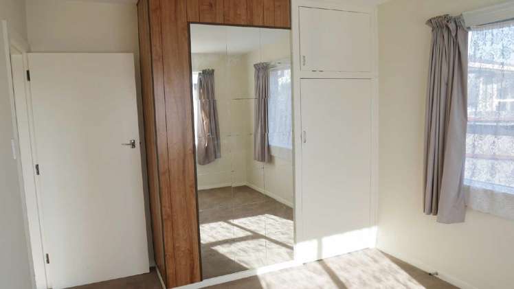 104 Foremans Road Islington_8