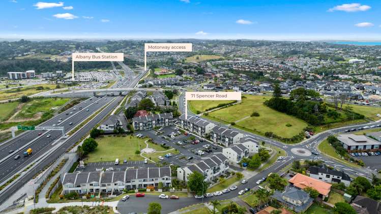 B11/71 Spencer Road Oteha_27