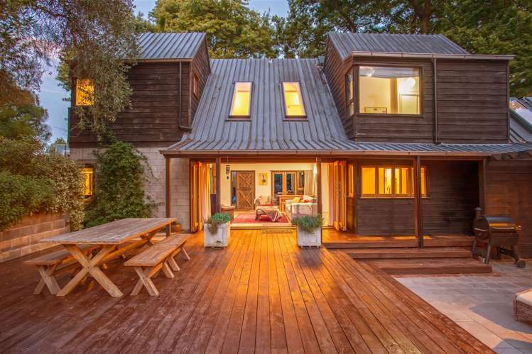 305 Avonhead Road Avonhead_18