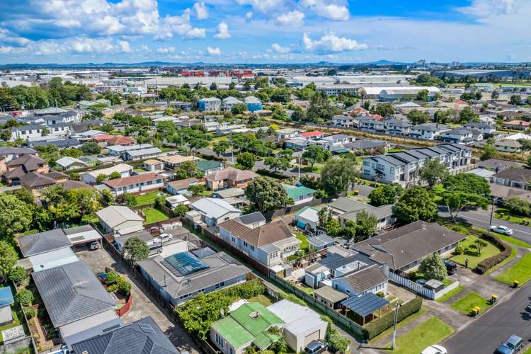 3/16 Berkeley Road Manurewa_36