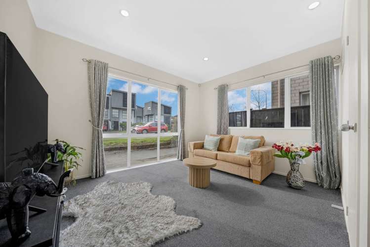 135 Flat Bush School Road_3