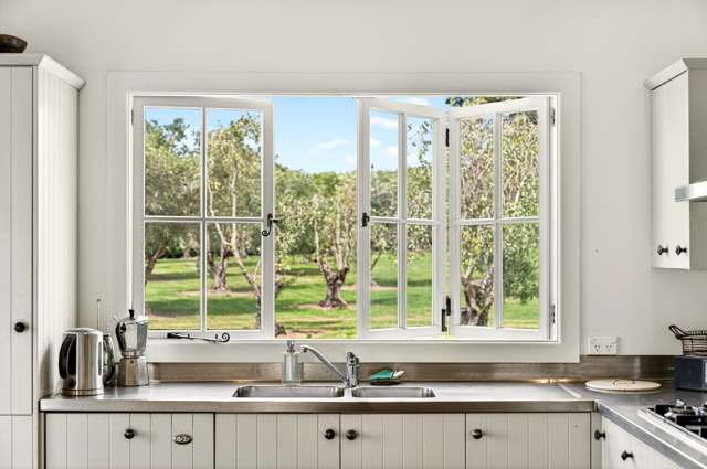 5/239 Lake Ferry Road Martinborough_4