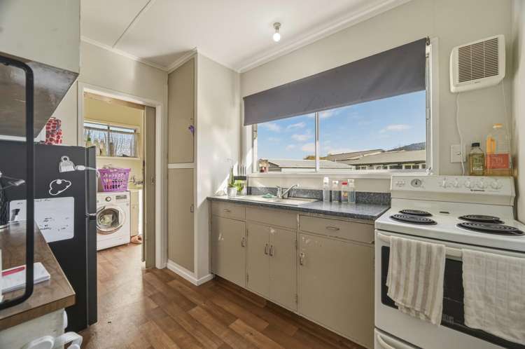23 Clyde Street Utuhina_12