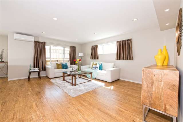 72a West Coast Road Glen Eden_1