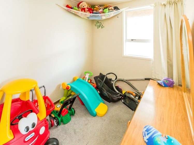 21 Surrey Road Springvale_15