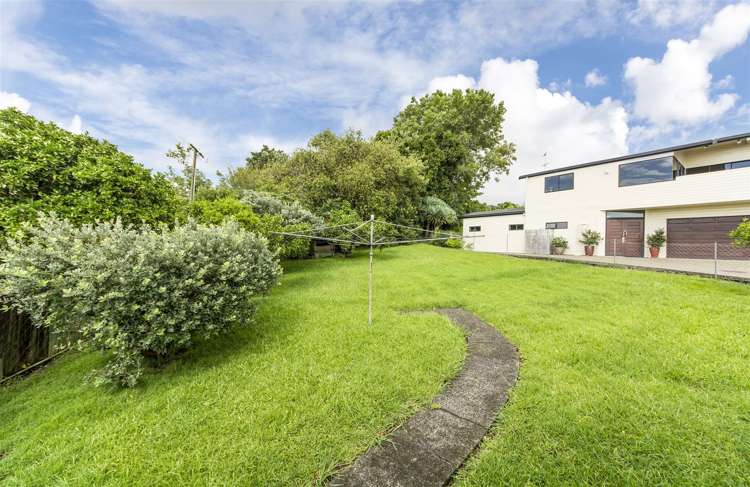 5 Wakeling Avenue Te Atatu South_6