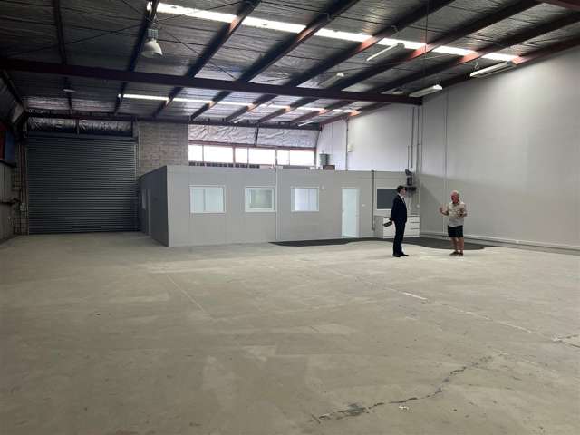 4/16 Zelanian Drive East Tamaki_3