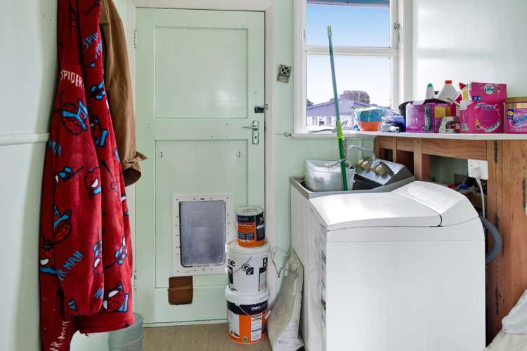 16 Mclean Street Hawera_8