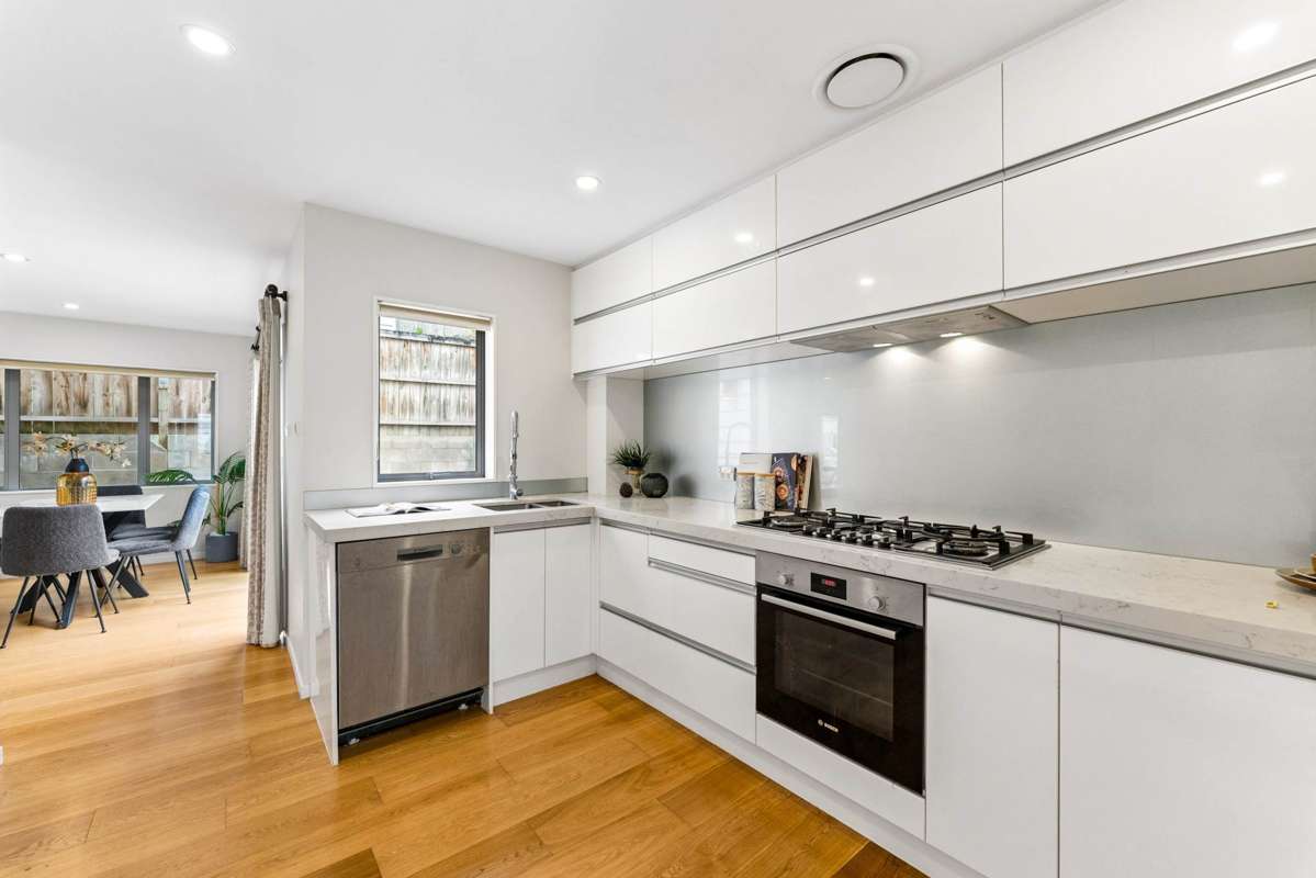 1020B New North Road_1