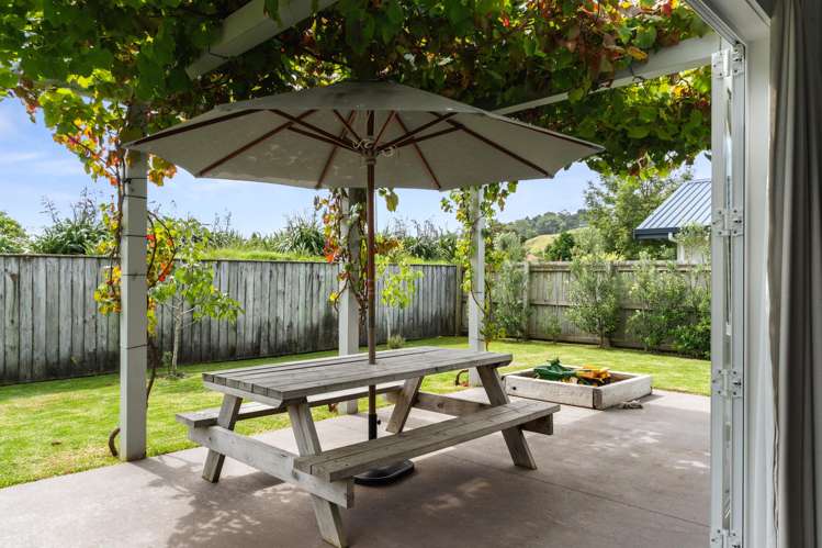 12 Tuamotu Park Wainui_9