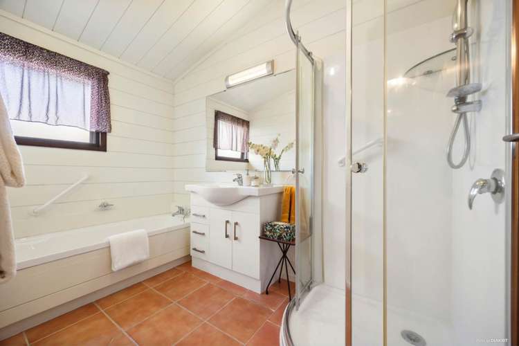 23 Winhall Rise Remuera_15