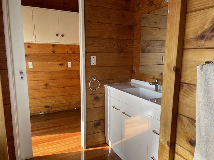 7 Seaview Road Ruakaka_12