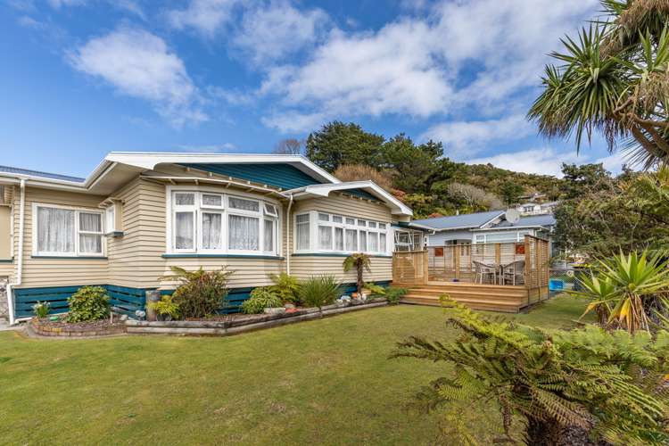 27 Byron Street Greymouth_21
