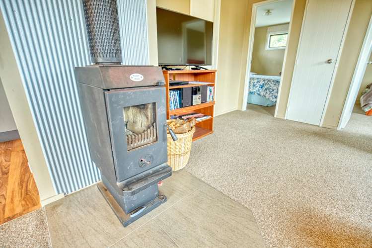 4 Russell Street Okarito_13