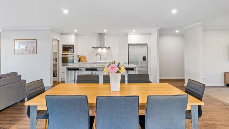 15 Orchard Terrace Riverhead_5