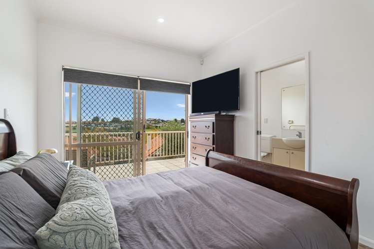 8 Quarter Deck Lane Gulf Harbour_19