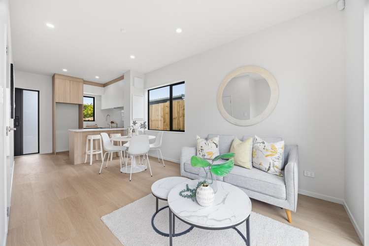 1/4 Blossom Lane Manurewa_5