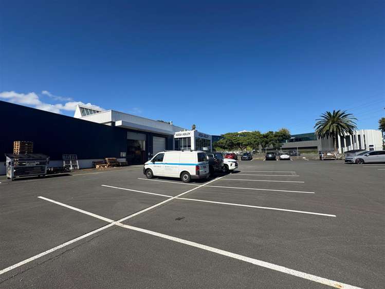 Unit 7/99 Carbine Road Mount Wellington_10