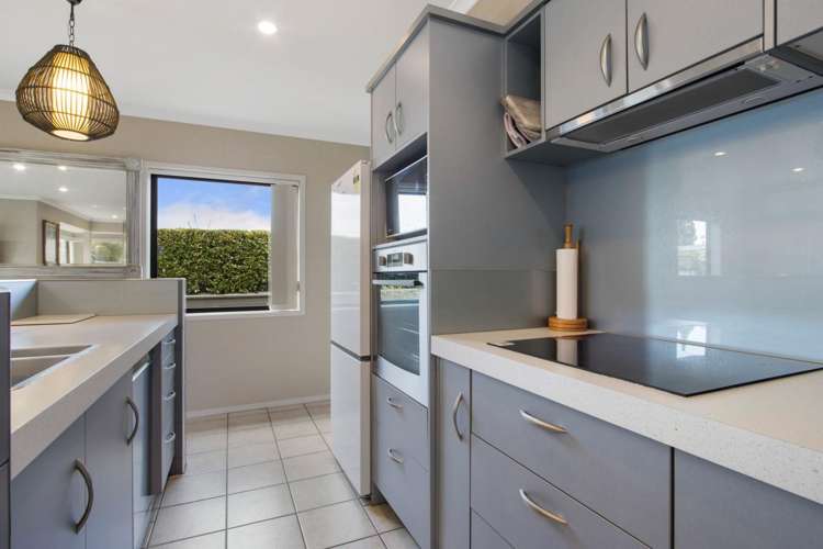 20A Heron Crescent Katikati_3