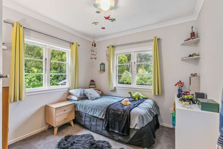 4 Rimutaka Place Titirangi_10