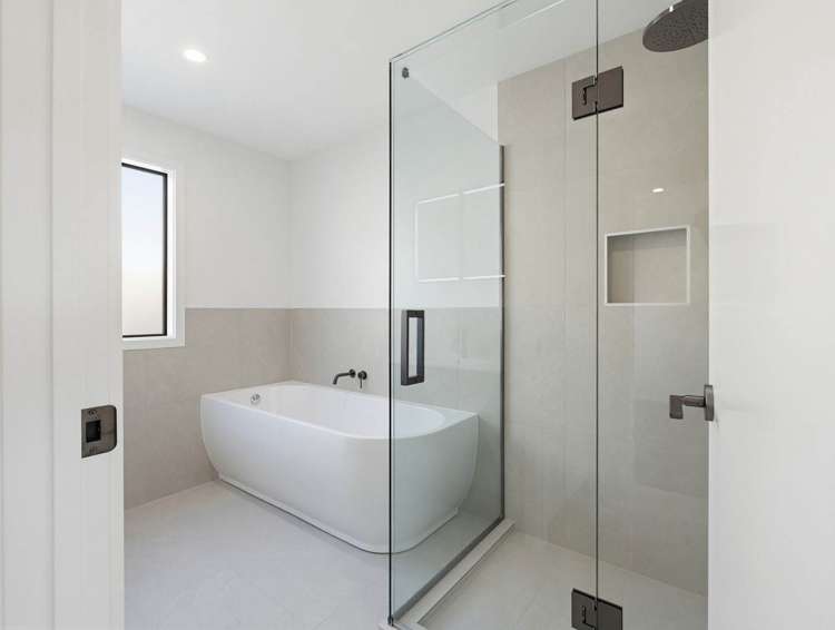 8A Cedar Terrace Stanmore Bay_10