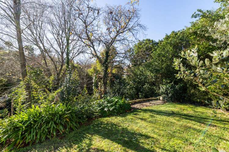 31 Busby Hill Havelock North_18