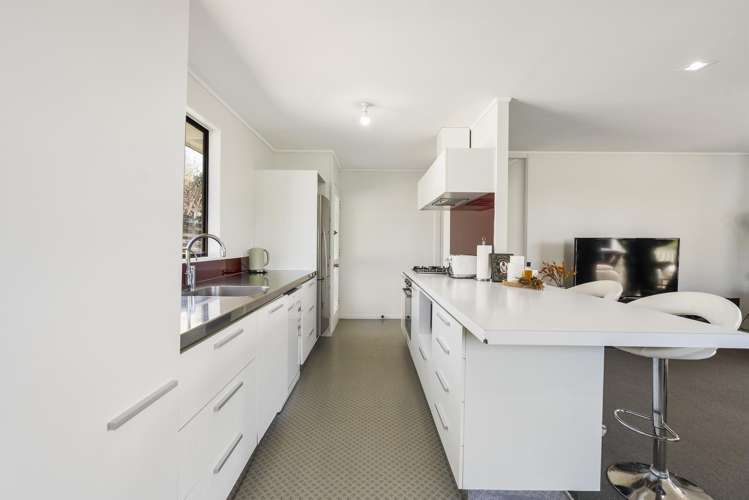 43 Riversdale Drive Merrilands_9