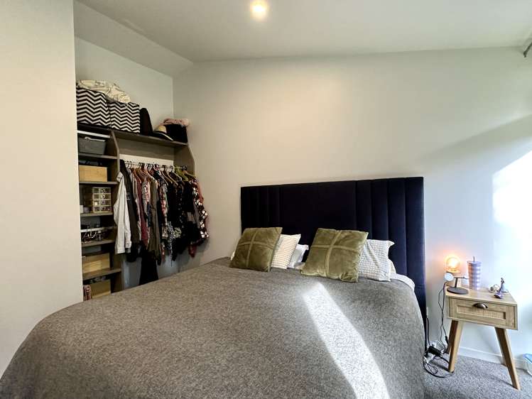 15 Rakiura Parade Otatara_13